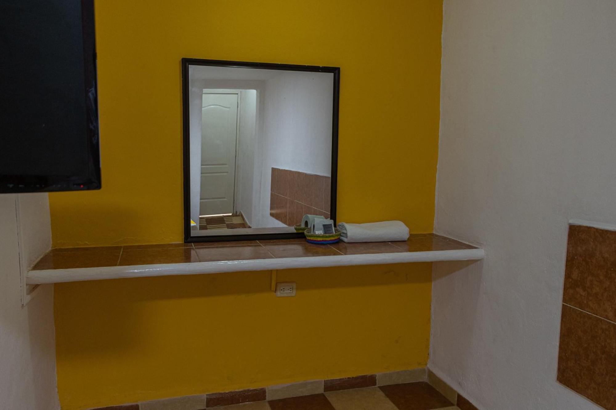 Oyo Hotel Marias,Aeropuerto Internacional De Chetumal Luaran gambar