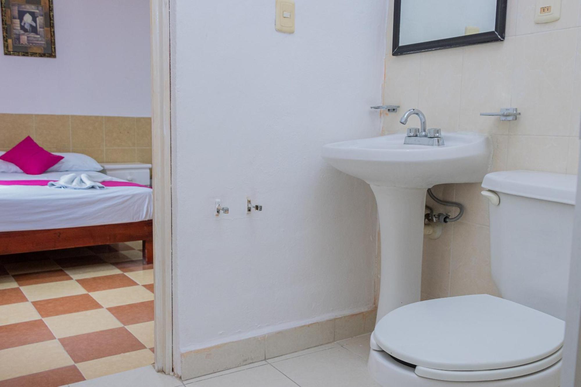 Oyo Hotel Marias,Aeropuerto Internacional De Chetumal Luaran gambar
