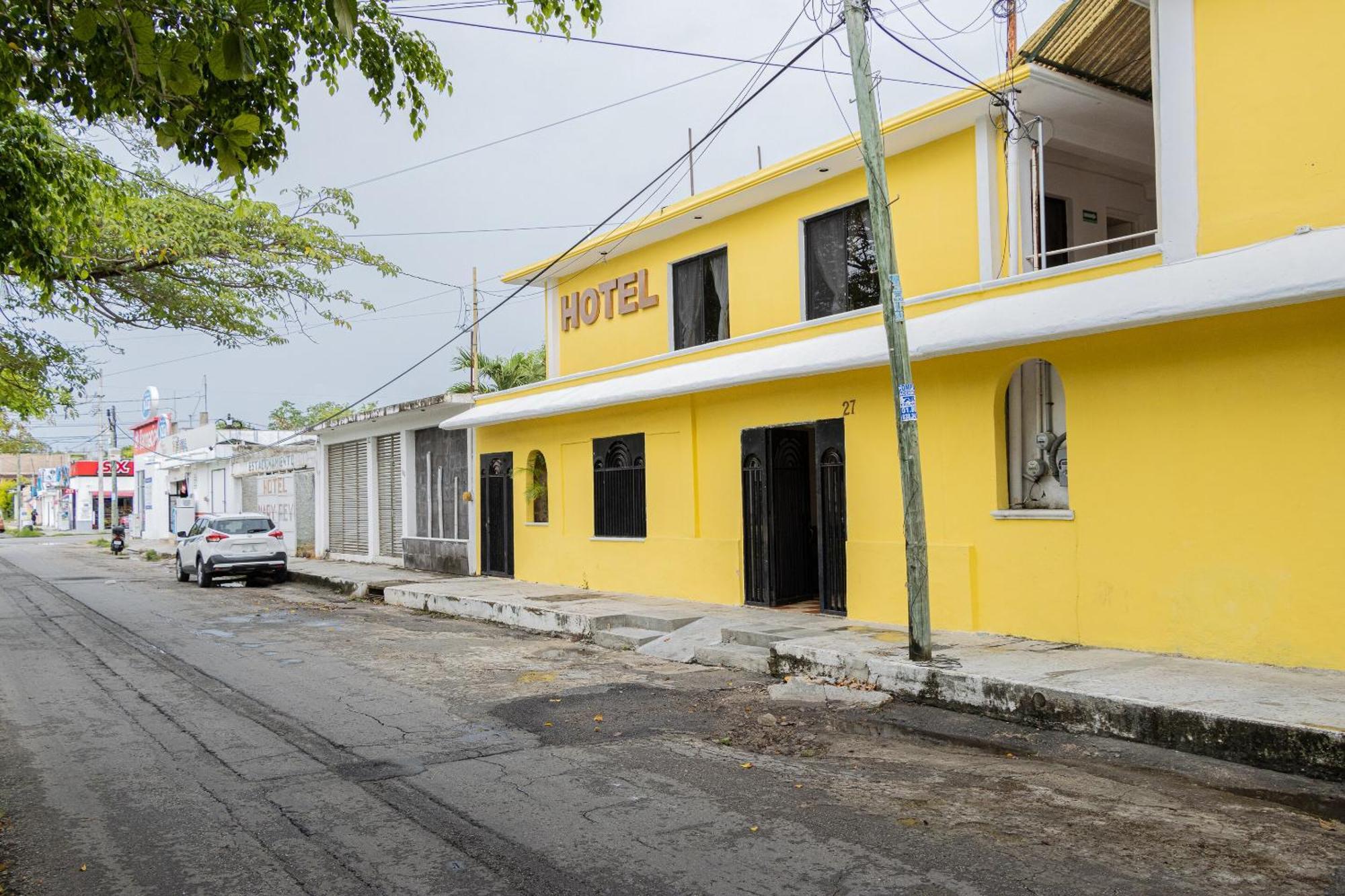 Oyo Hotel Marias,Aeropuerto Internacional De Chetumal Luaran gambar