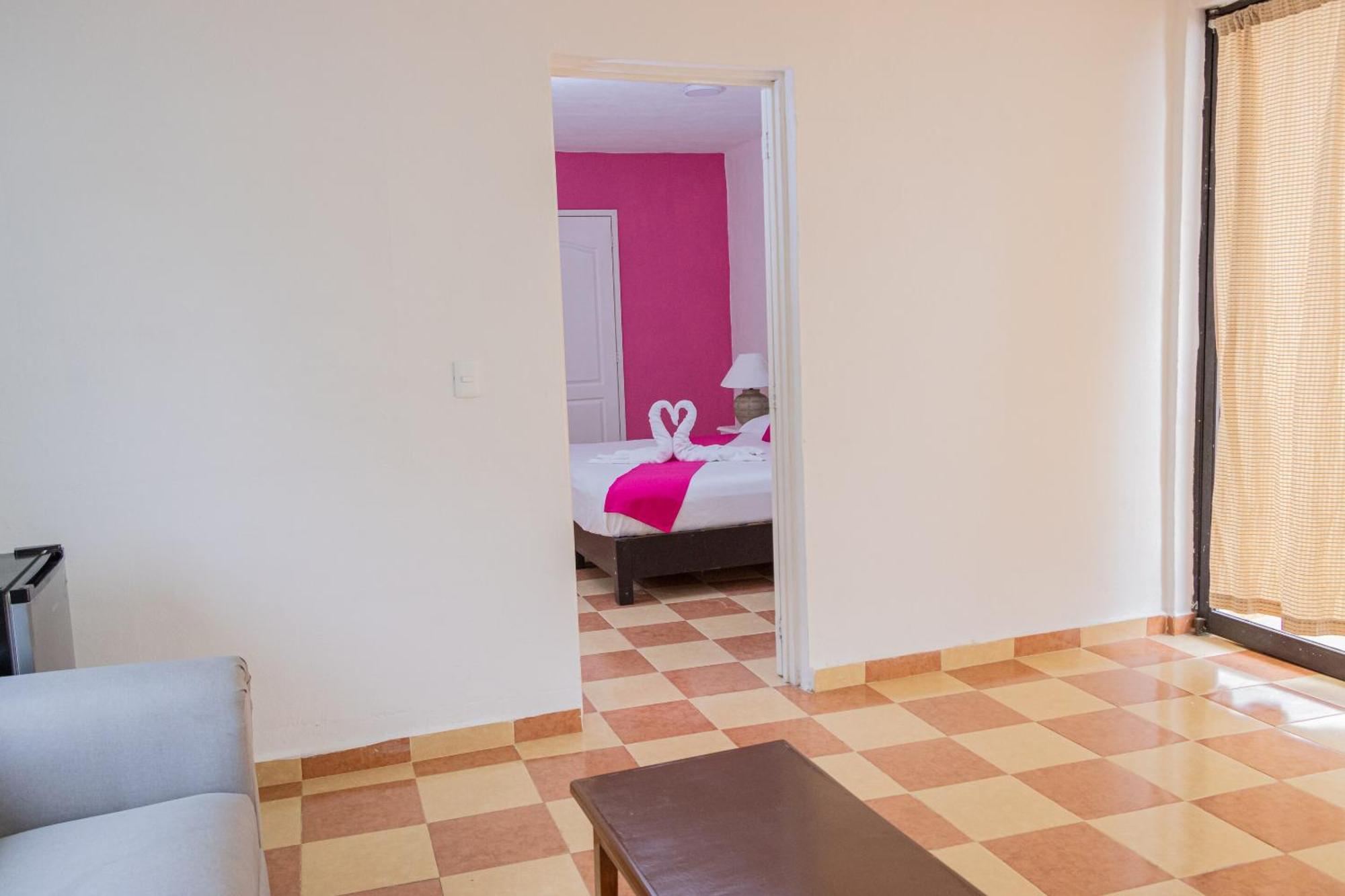Oyo Hotel Marias,Aeropuerto Internacional De Chetumal Luaran gambar