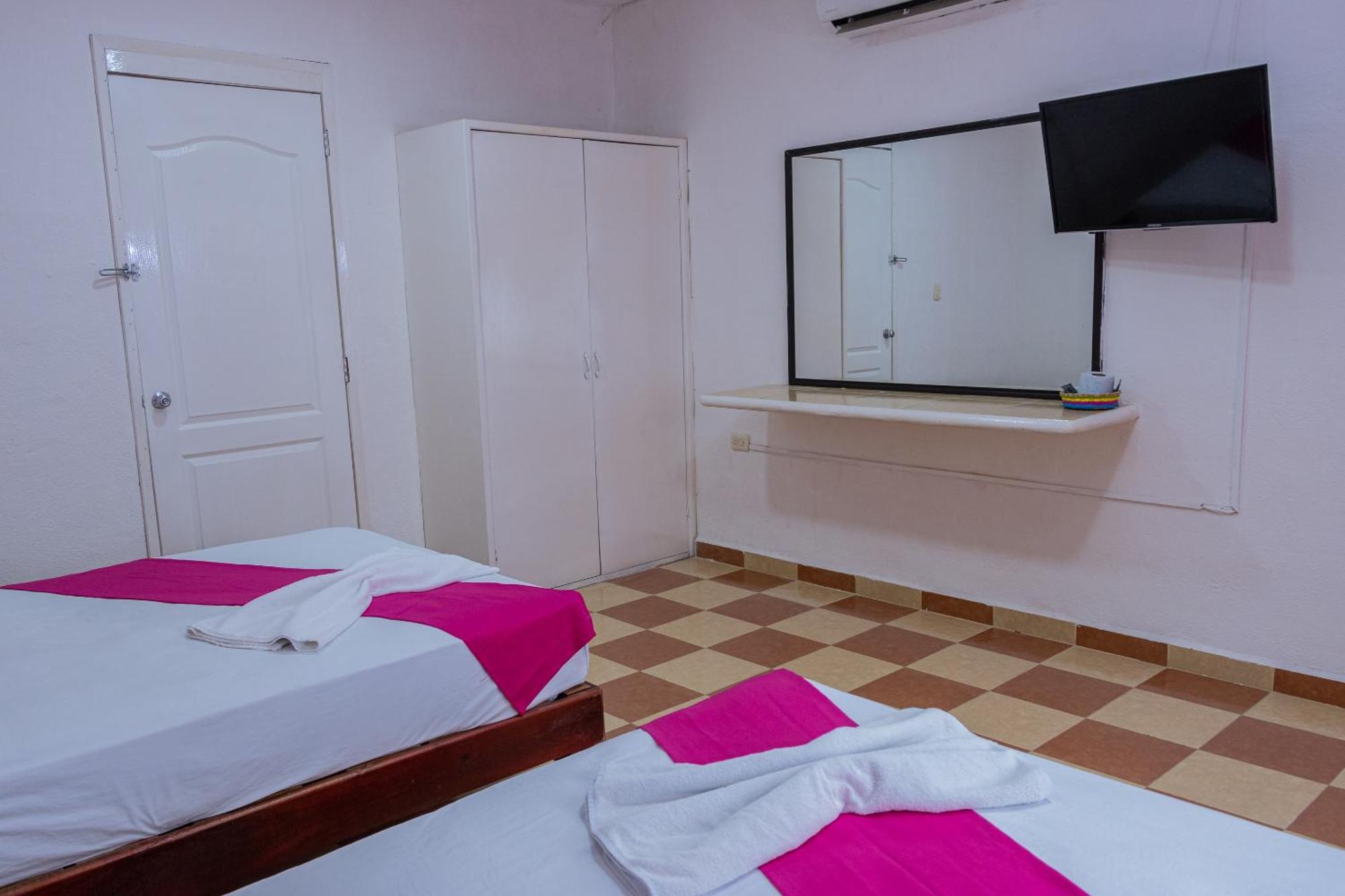 Oyo Hotel Marias,Aeropuerto Internacional De Chetumal Luaran gambar