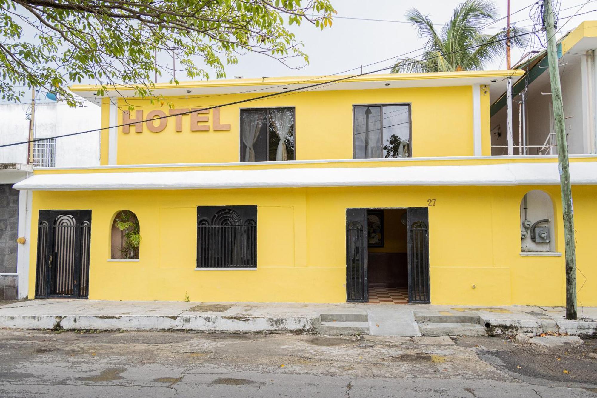 Oyo Hotel Marias,Aeropuerto Internacional De Chetumal Luaran gambar