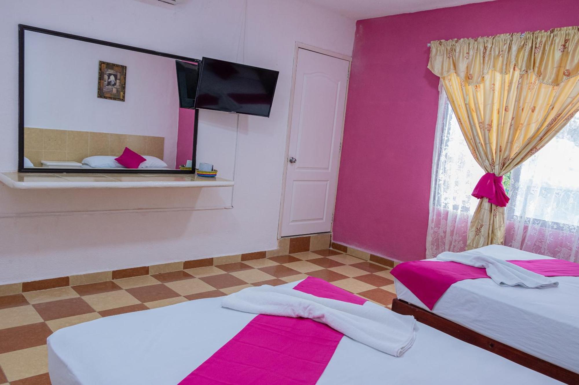 Oyo Hotel Marias,Aeropuerto Internacional De Chetumal Luaran gambar